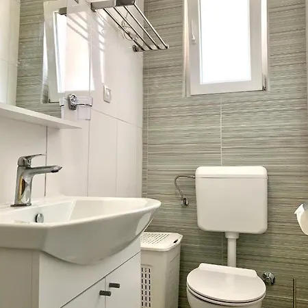 Galah Studio Apartment Podgora